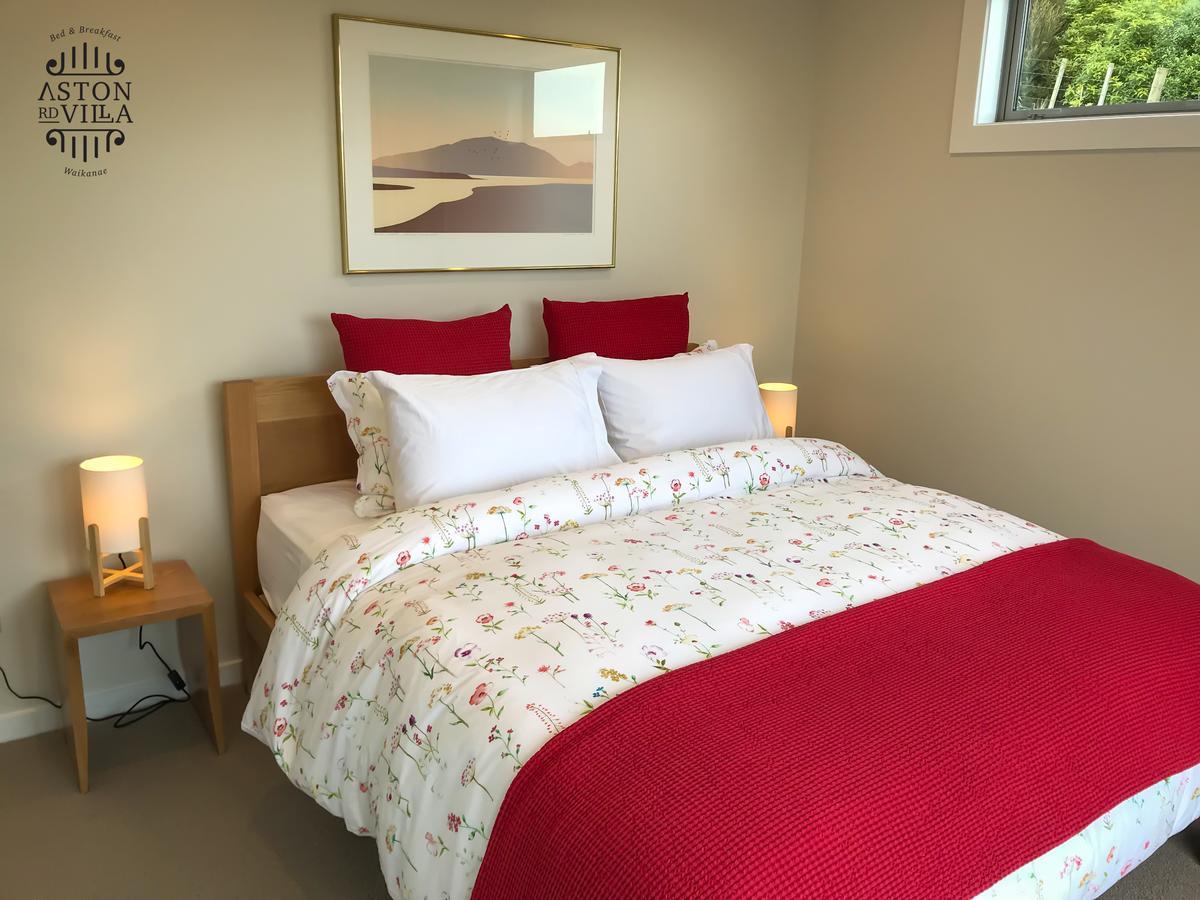 Aston Road Villa Bed & Breakfast Waikanae Eksteriør billede